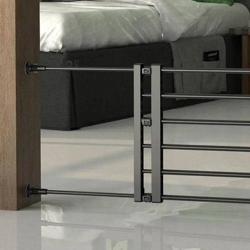 Indoor Dog Gate Nail-free