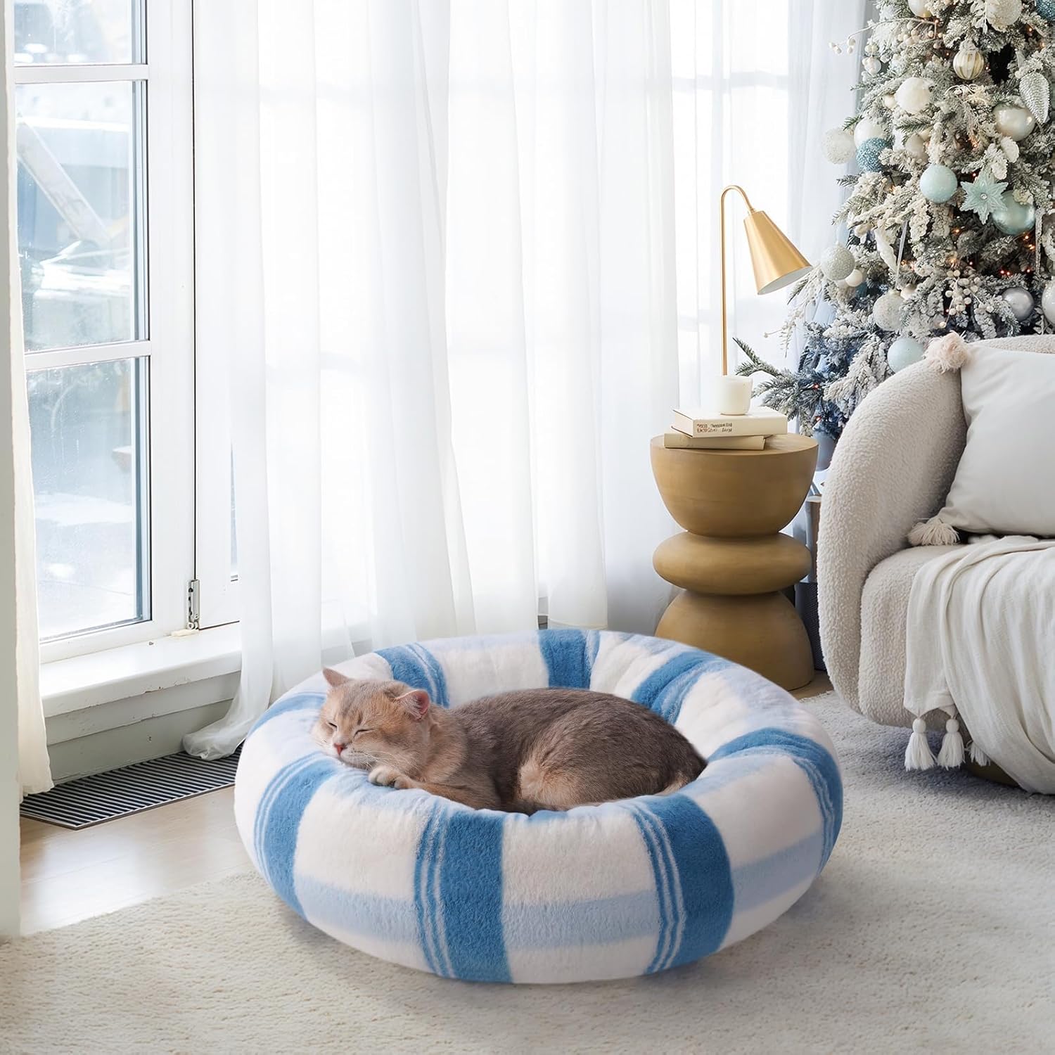 Plush Round Bed For Indoor Cats - Calming Washable Pet Bed With Non-Slip Bottom.