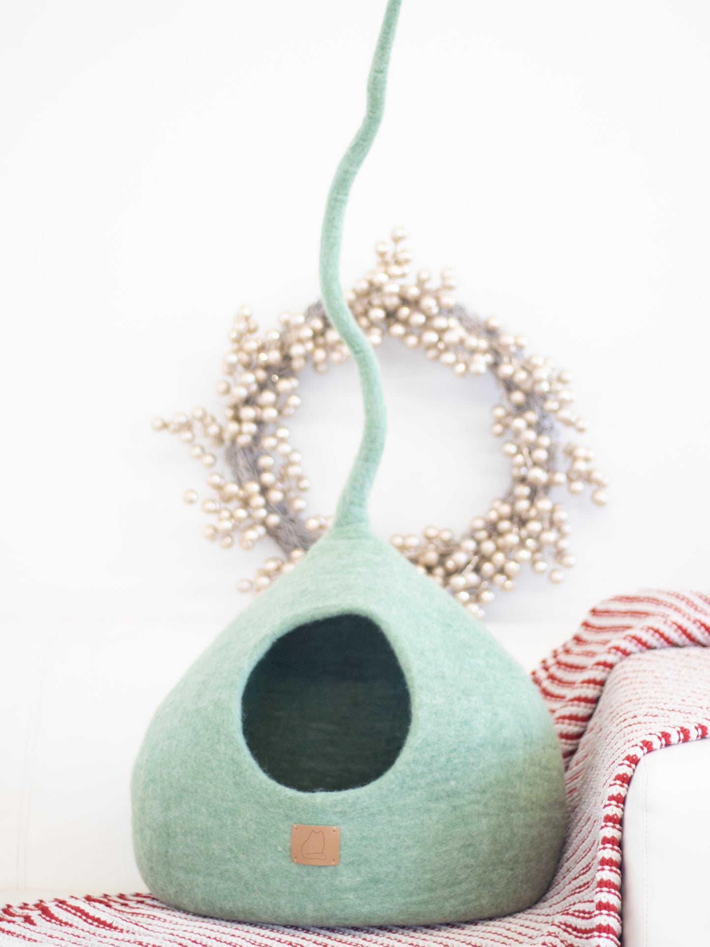 Eucalyptus Green | Tail Style Cave