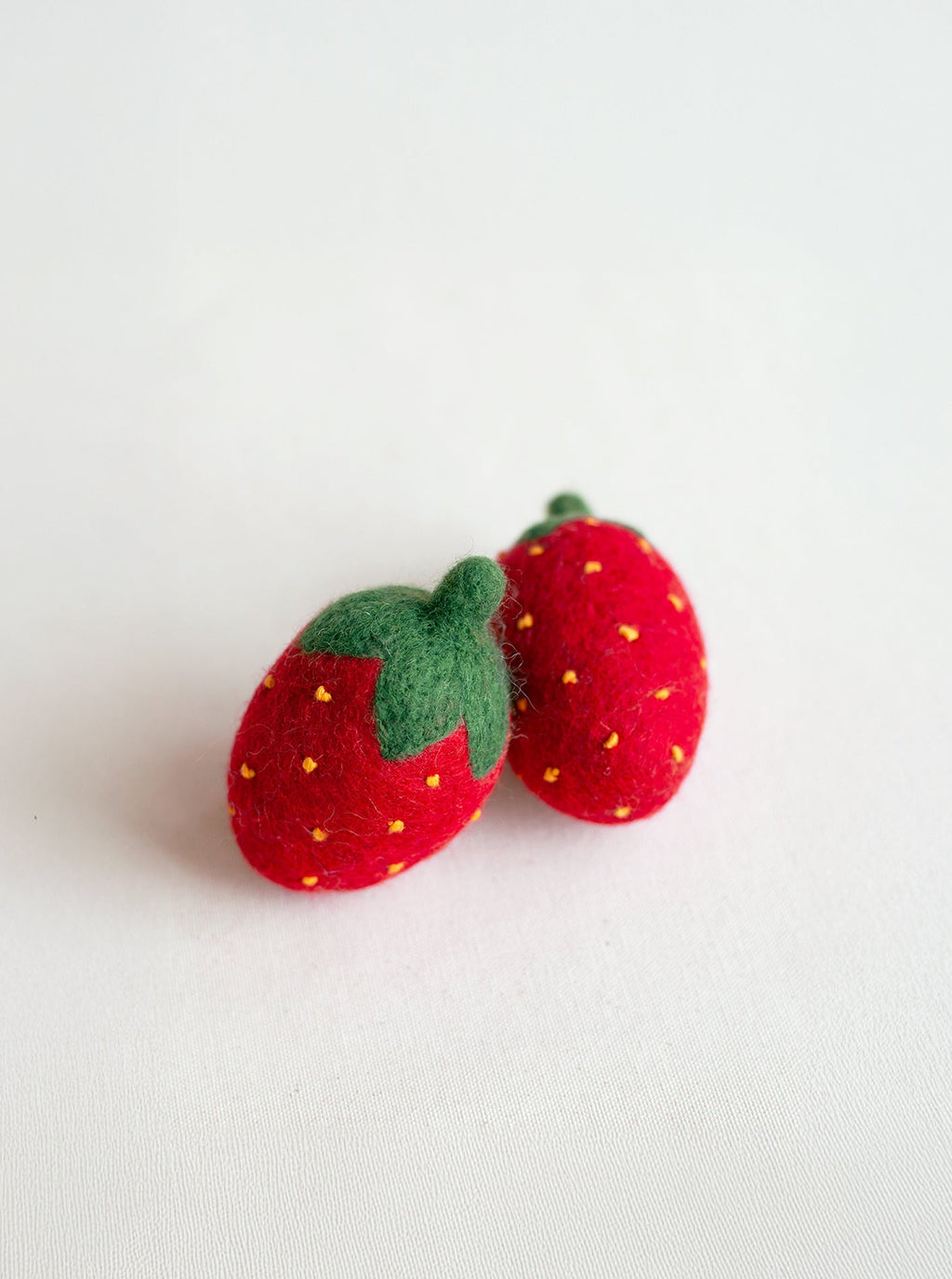 KITTY STRAWBERRIES